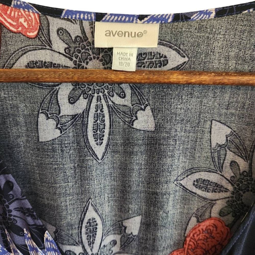 ‎Avenue Floral Maxi Swing Dress Plus Size 18/20 - Picture 3 of 5